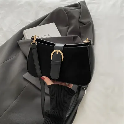  SMALL SQUARE BAG